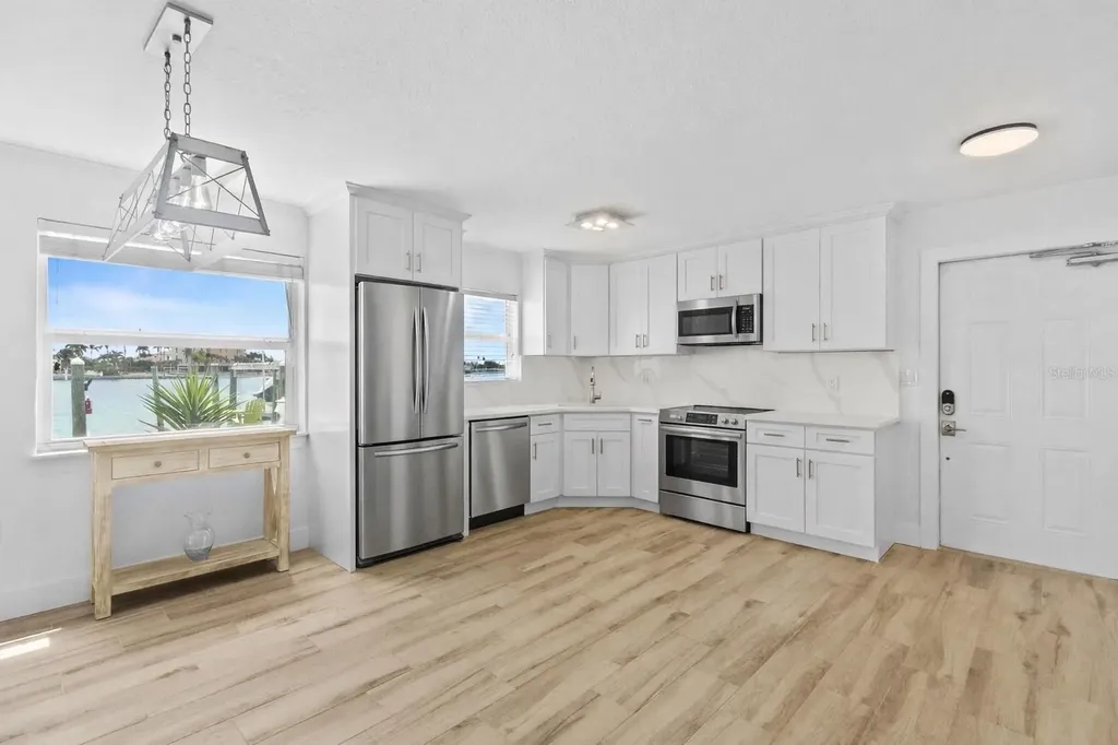 245 104th Avenue Treasure Island FL 33706