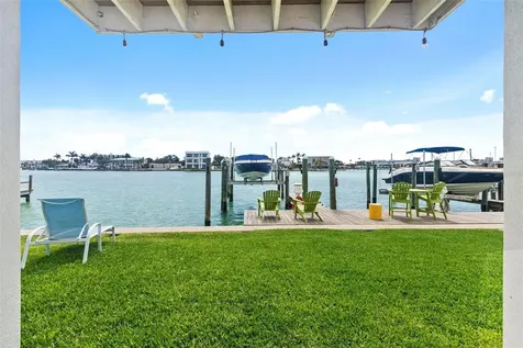 245 104th Avenue Treasure Island FL 33706