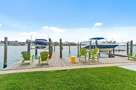 245 104th Avenue Treasure Island FL 33706