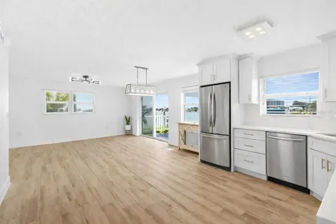 245 104th Avenue Treasure Island FL 33706