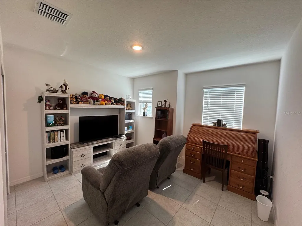 6615 Rhythm Drive Mascotte FL 34753