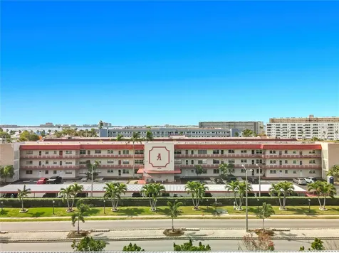 5840 30th Avenue S Gulfport FL 33707