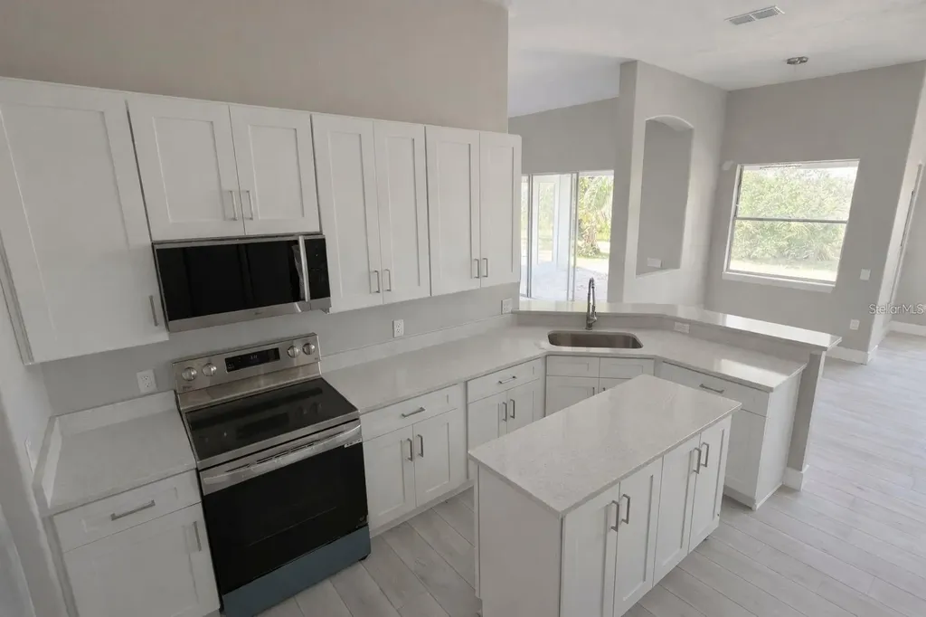 3504 Valleyview Drive Kissimmee FL 34746