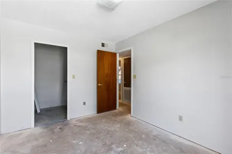 2745 N Poinciana Boulevard Kissimmee FL 34746