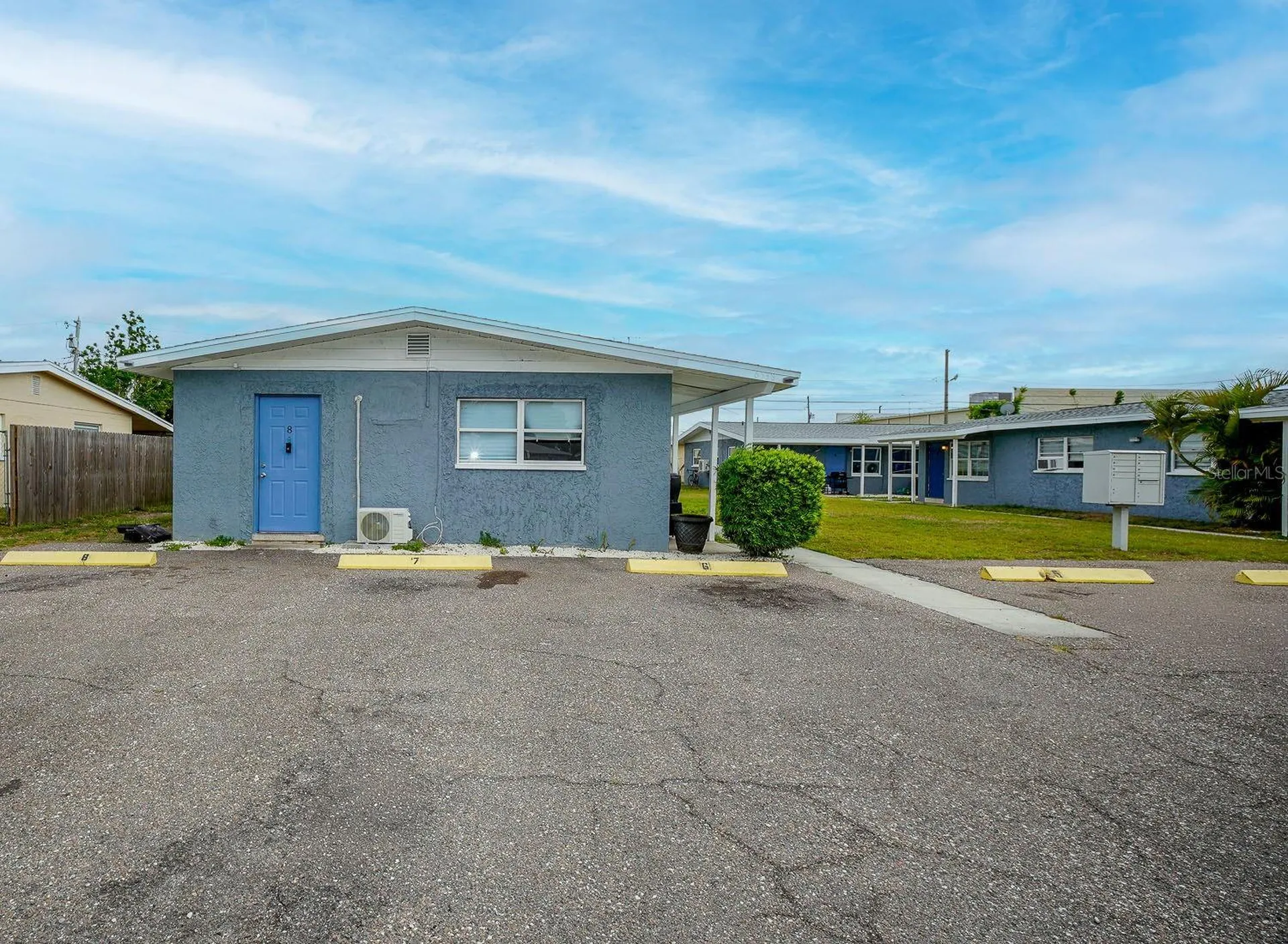 6538 42nd Avenue N St Petersburg FL 33709