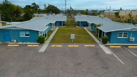 6538 42nd Avenue N St Petersburg FL 33709