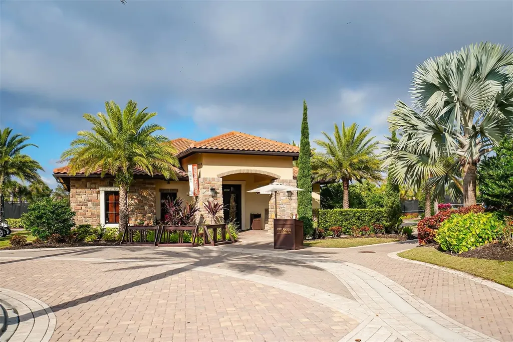13720 Messina Loop Bradenton FL 34211