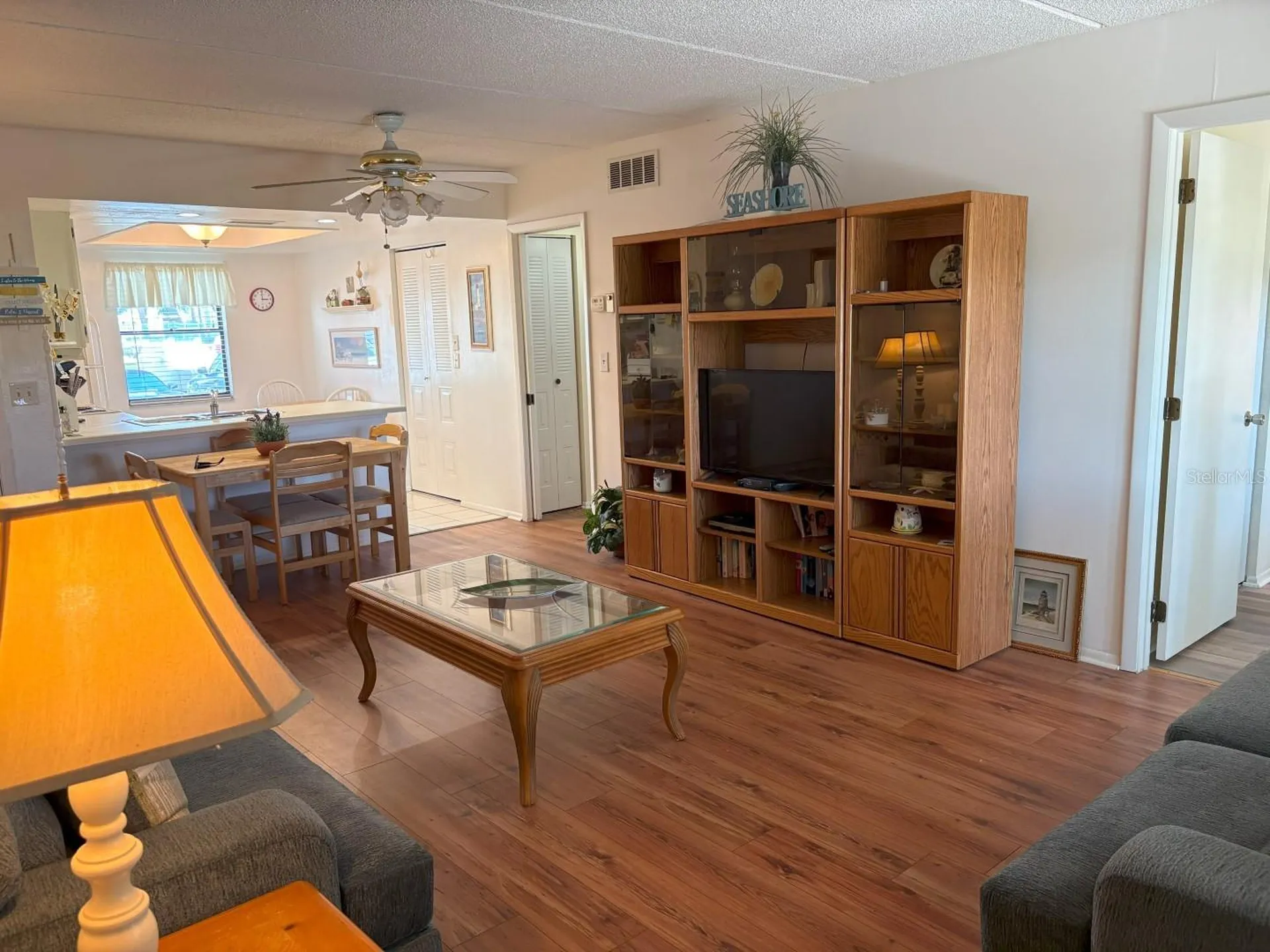 303 Meadow Lane Oldsmar FL 34677