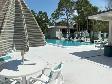 303 Meadow Lane Oldsmar FL 34677