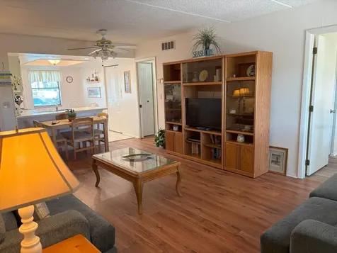 303 Meadow Lane Oldsmar FL 34677