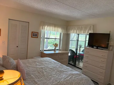 303 Meadow Lane Oldsmar FL 34677
