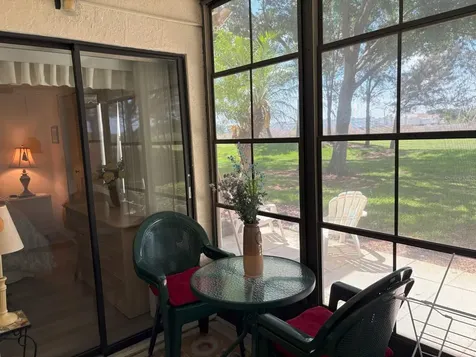 303 Meadow Lane Oldsmar FL 34677