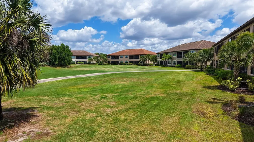 13731 Messina Loop Bradenton FL 34211