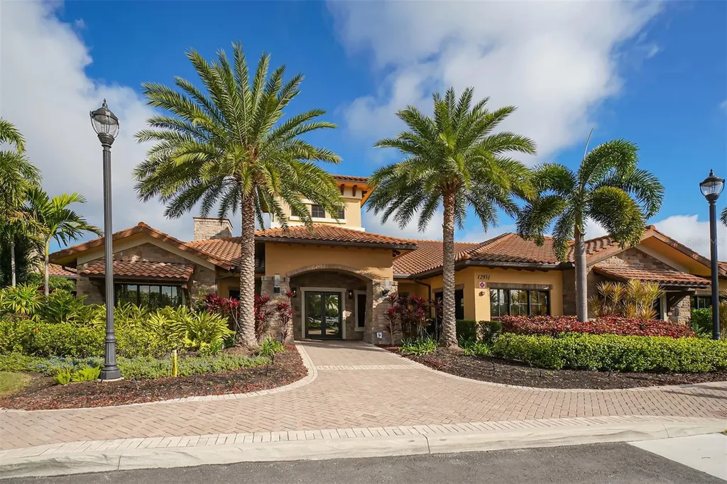 13731 Messina Loop Bradenton FL 34211