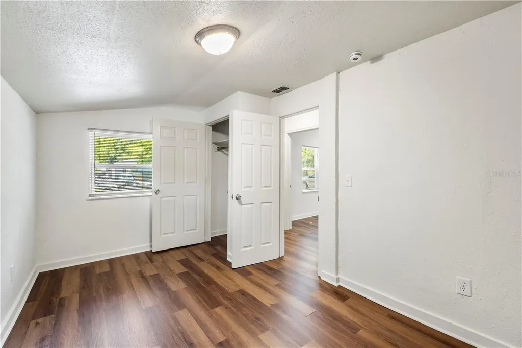 665 26th Avenue S St Petersburg FL 33705