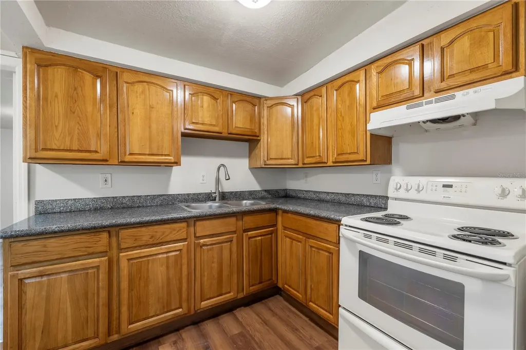 665 26th Avenue S St Petersburg FL 33705