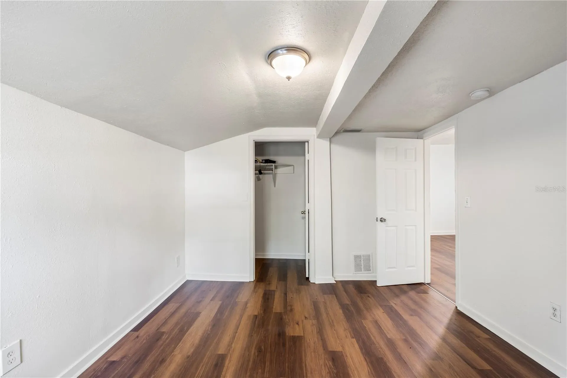 665 26th Avenue S St Petersburg FL 33705
