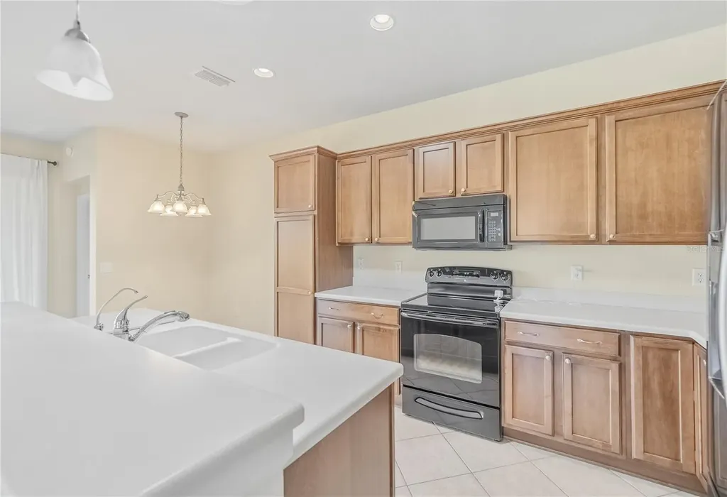 9565 SW 70th Loop Ocala FL 34481