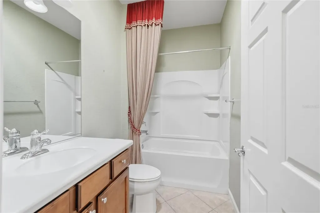 9565 SW 70th Loop Ocala FL 34481