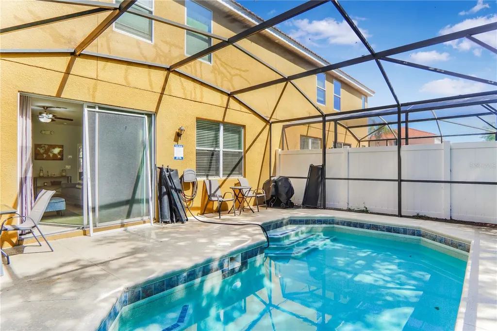 620 Las Fuentes Drive Kissimmee FL 34746