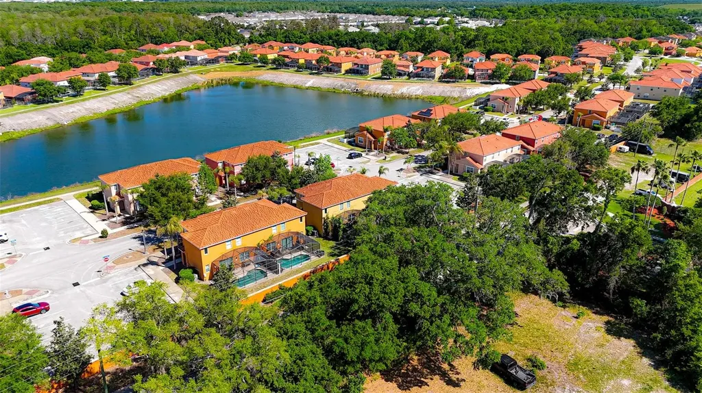 620 Las Fuentes Drive Kissimmee FL 34746