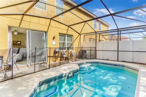 620 Las Fuentes Drive Kissimmee FL 34746