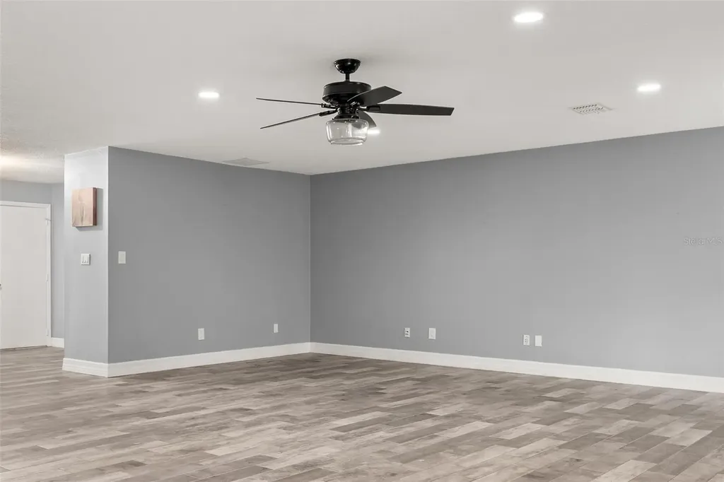 10702 William Tell Drive Orlando FL 32821