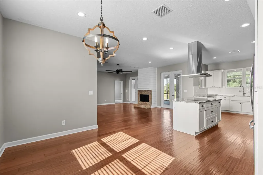 14805 Us-301 N Parrish FL 34219