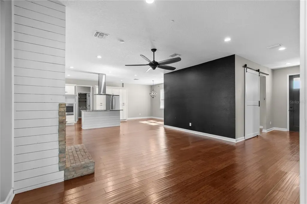 14805 Us-301 N Parrish FL 34219