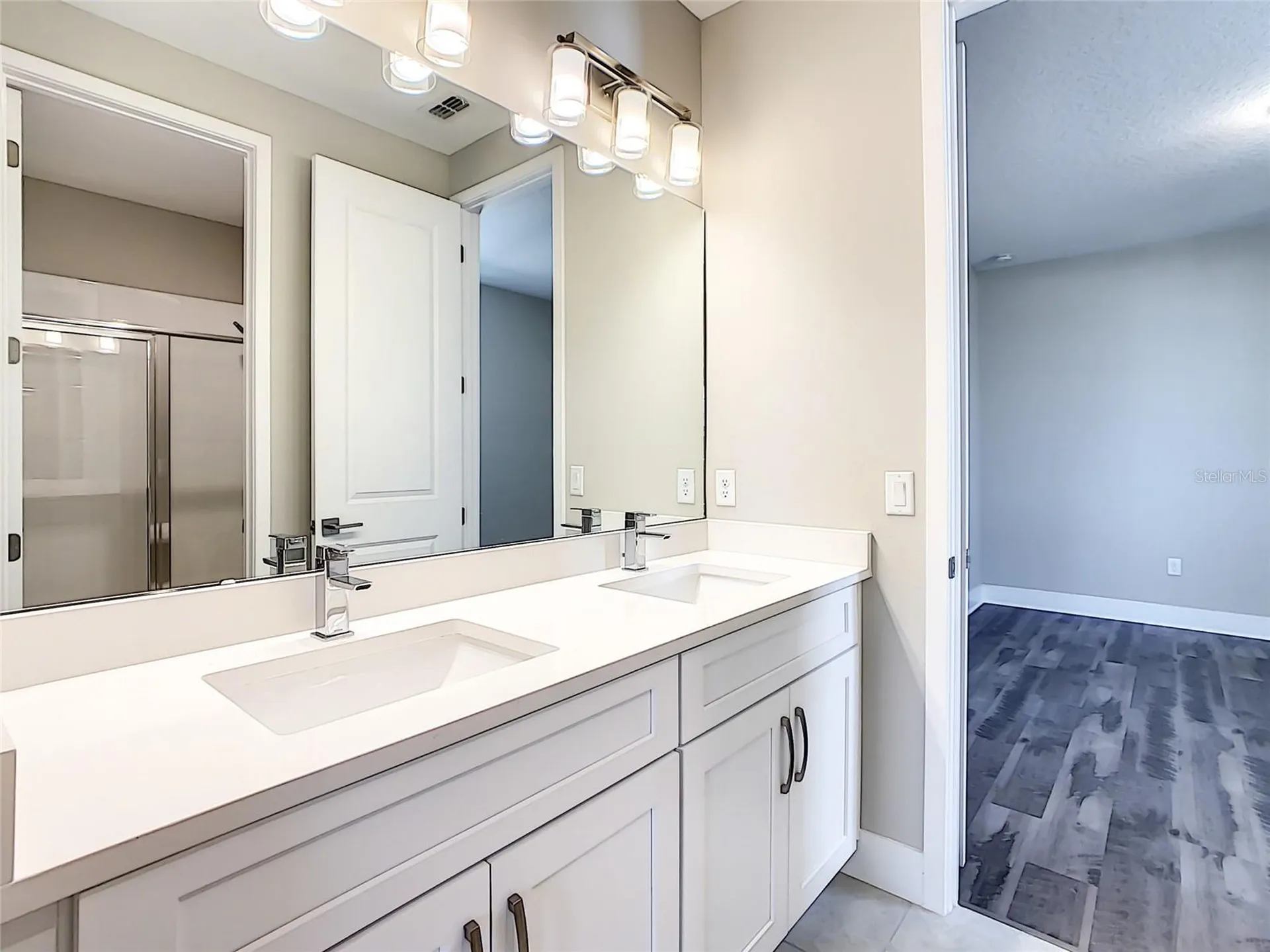 7542 Alpine Butterfly Lane Orlando FL 32819