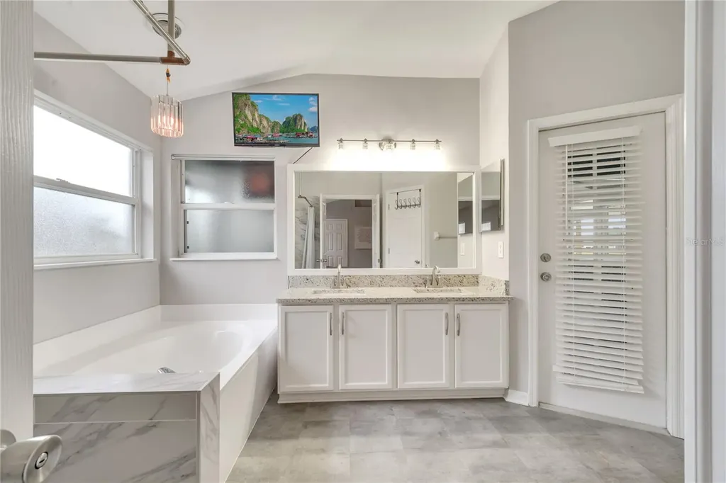 12819 Waterhaven Circle Orlando FL 32828
