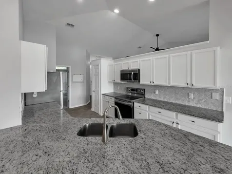 12819 Waterhaven Circle Orlando FL 32828