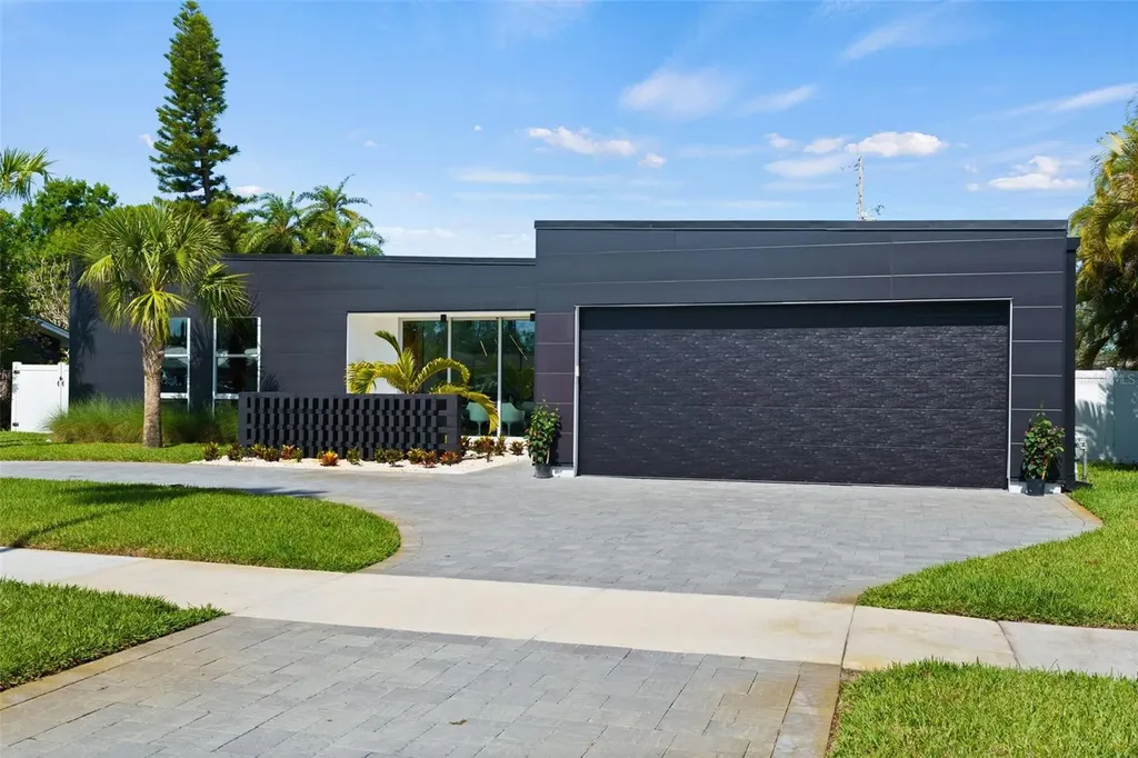 1304 Indian Rocks Road Belleair FL 33756