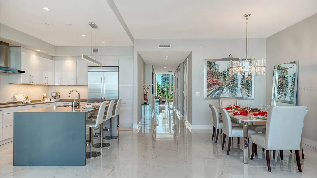 1155 N Gulfstream Avenue Sarasota FL 34236