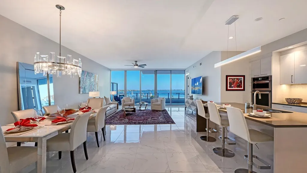 1155 N Gulfstream Avenue Sarasota FL 34236