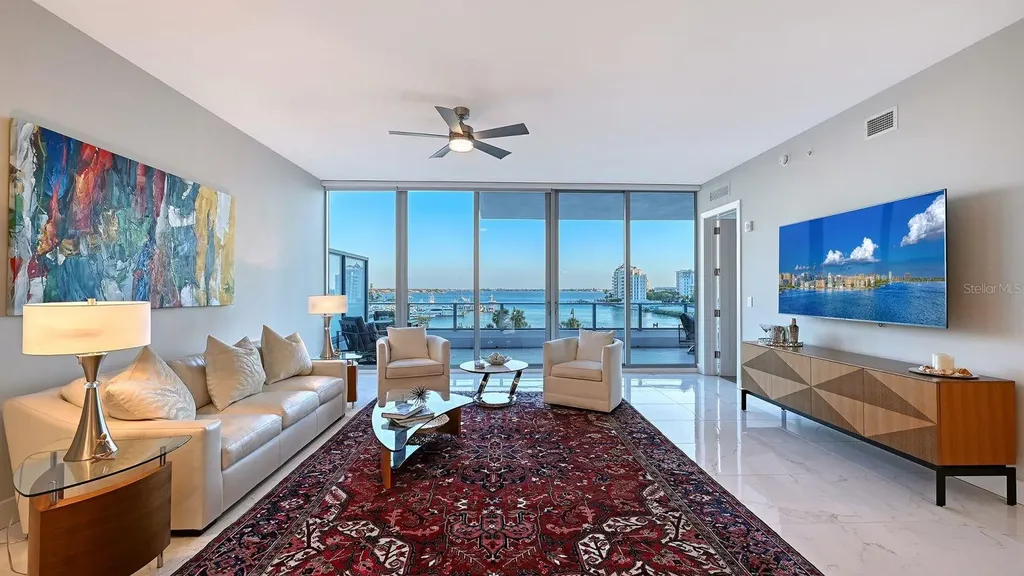 1155 N Gulfstream Avenue Sarasota FL 34236