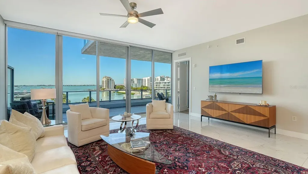 1155 N Gulfstream Avenue Sarasota FL 34236