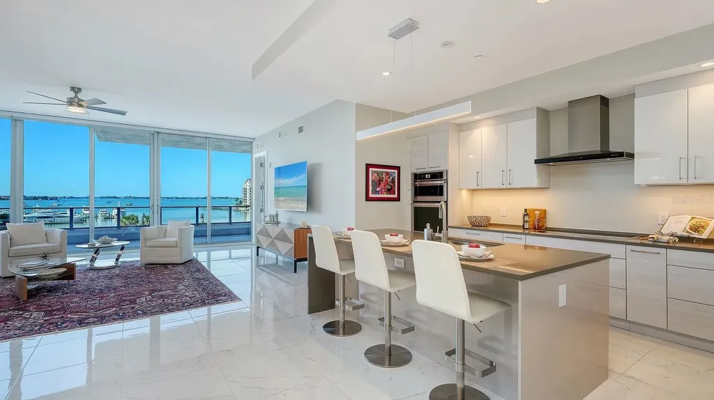 1155 N Gulfstream Avenue Sarasota FL 34236