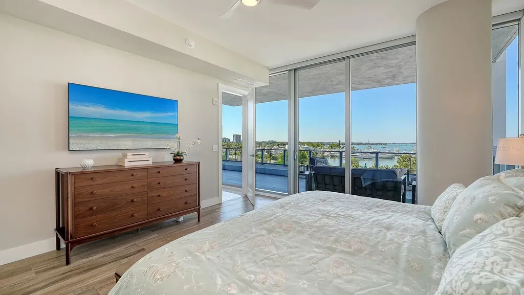 1155 N Gulfstream Avenue Sarasota FL 34236