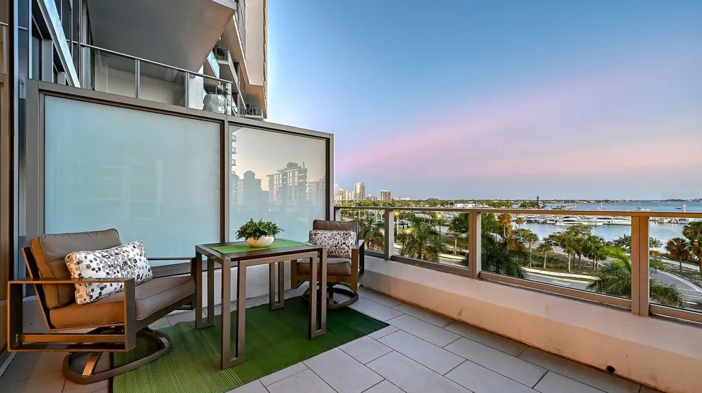 1155 N Gulfstream Avenue Sarasota FL 34236