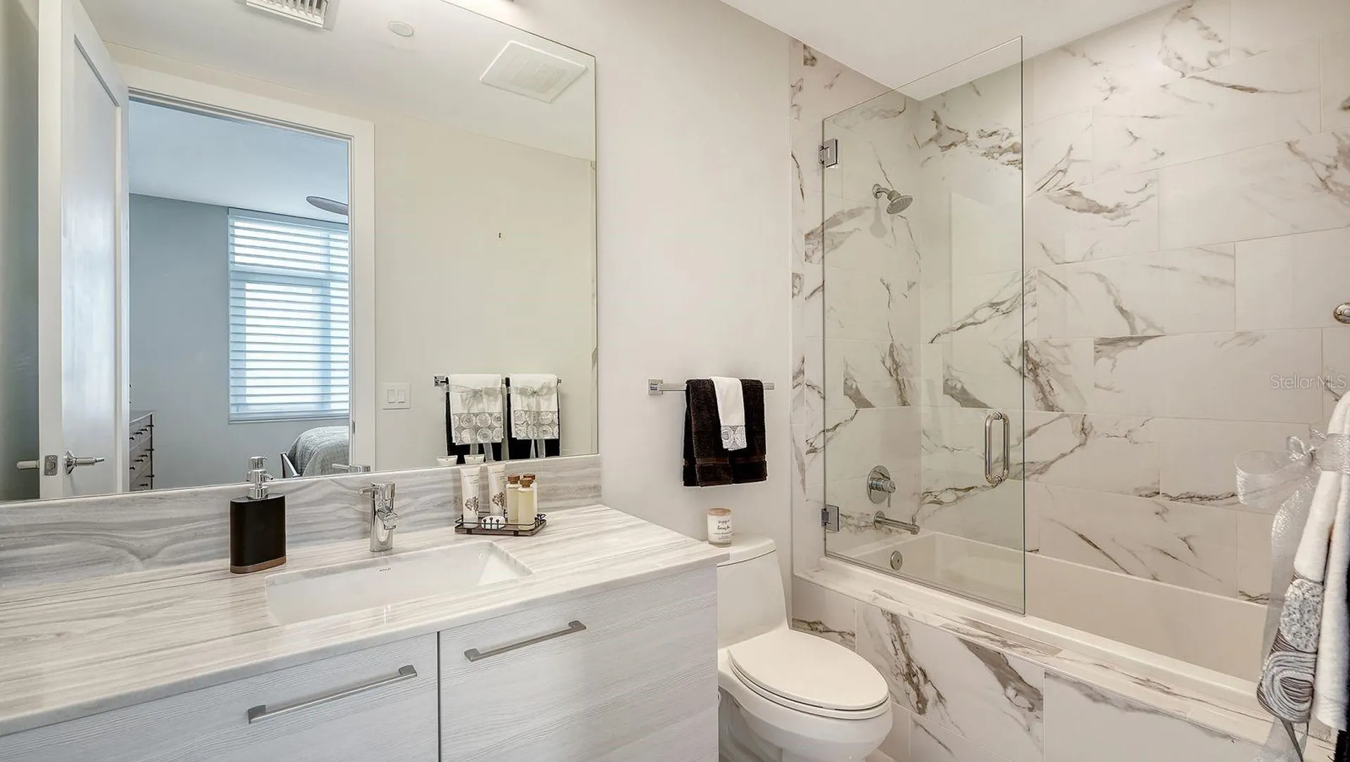 1155 N Gulfstream Avenue Sarasota FL 34236