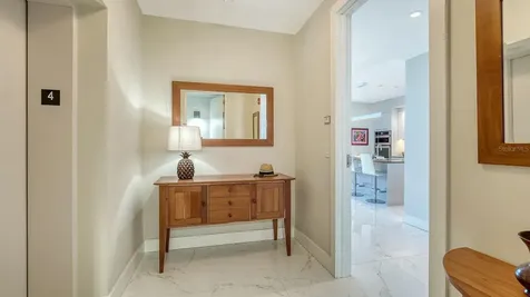 1155 N Gulfstream Avenue Sarasota FL 34236