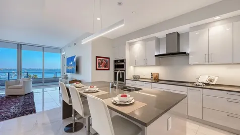 1155 N Gulfstream Avenue Sarasota FL 34236