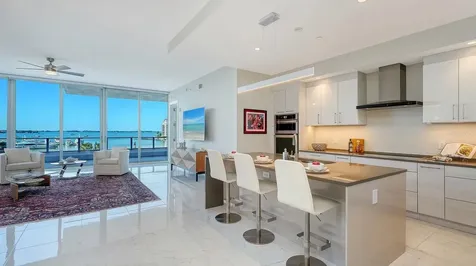1155 N Gulfstream Avenue Sarasota FL 34236
