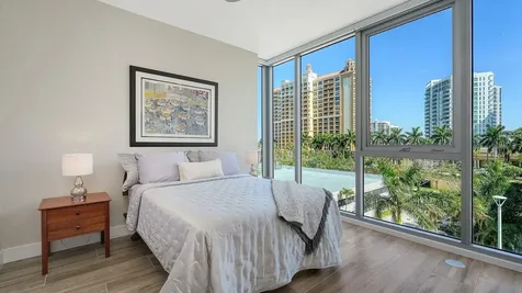 1155 N Gulfstream Avenue Sarasota FL 34236
