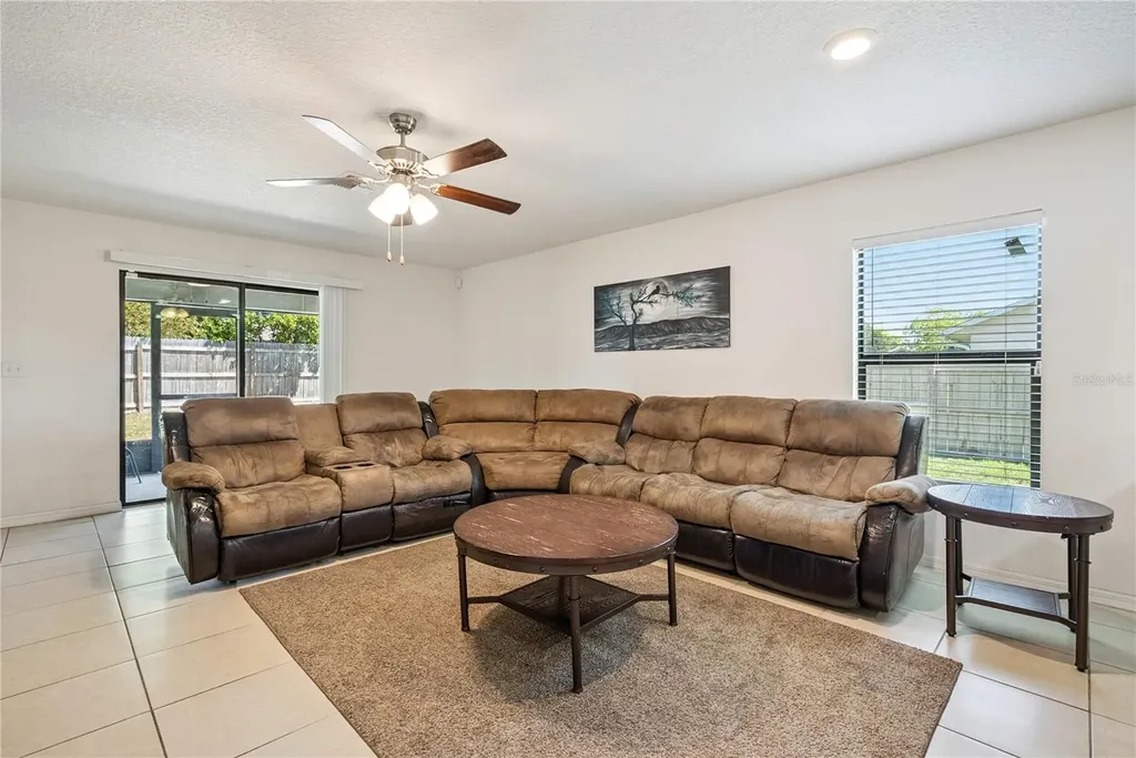 3002 Greynolds Street Deltona FL 32738
