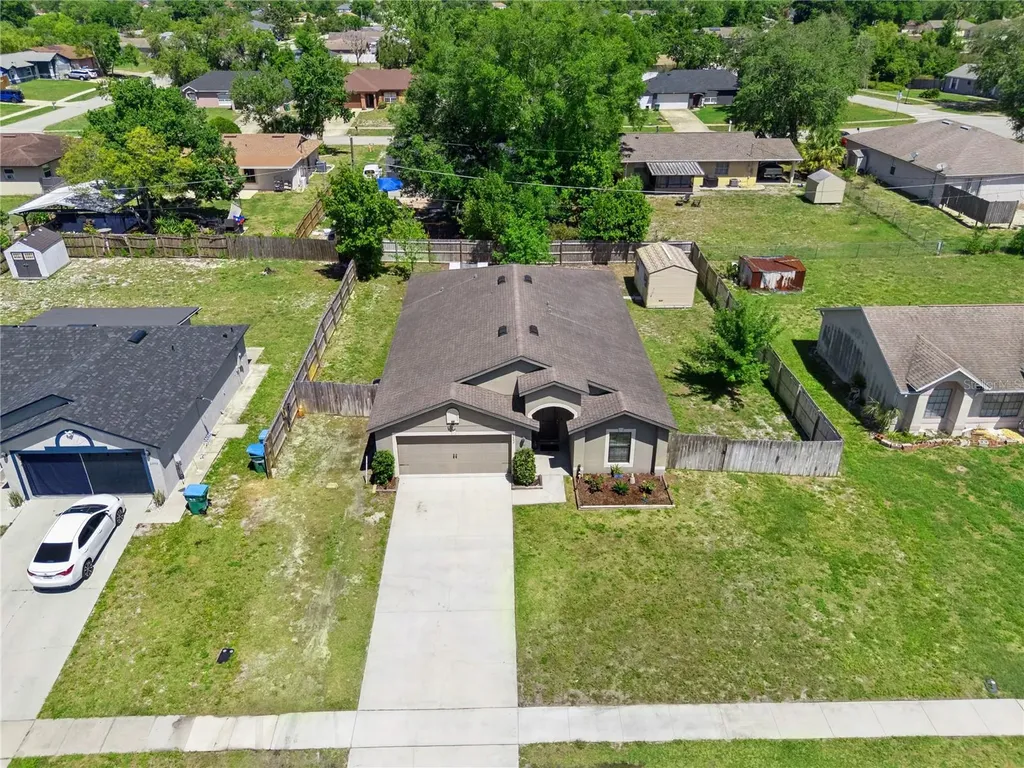 3002 Greynolds Street Deltona FL 32738