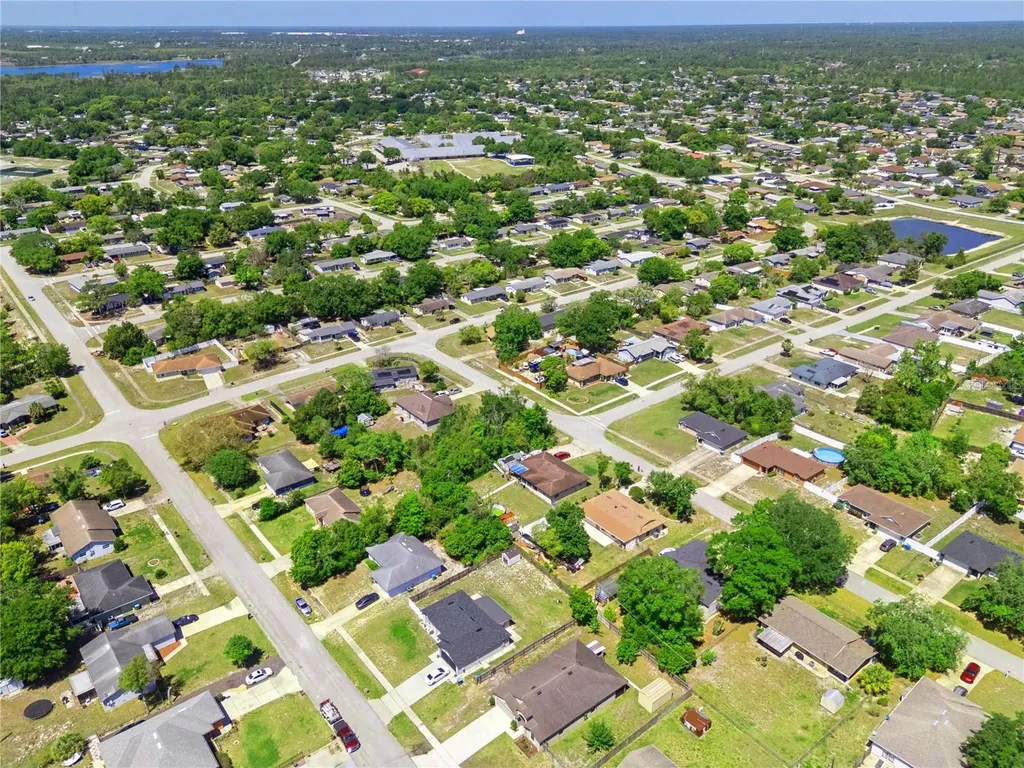 3002 Greynolds Street Deltona FL 32738