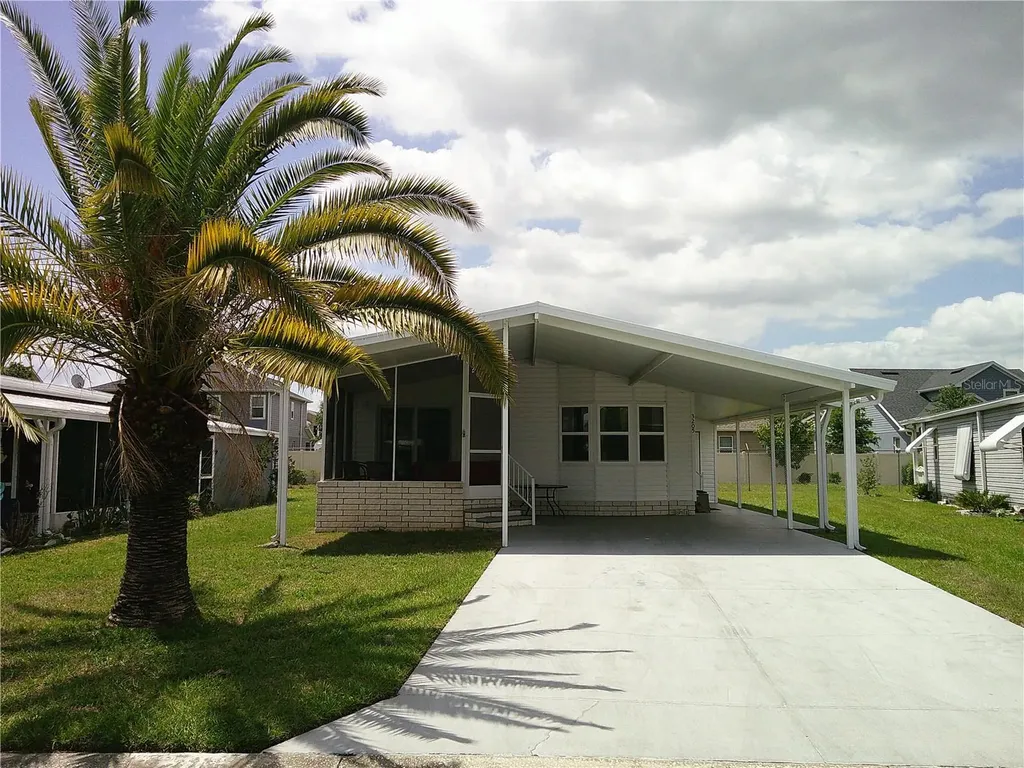 3205 Hickory Drive Wesley Chapel FL 33543