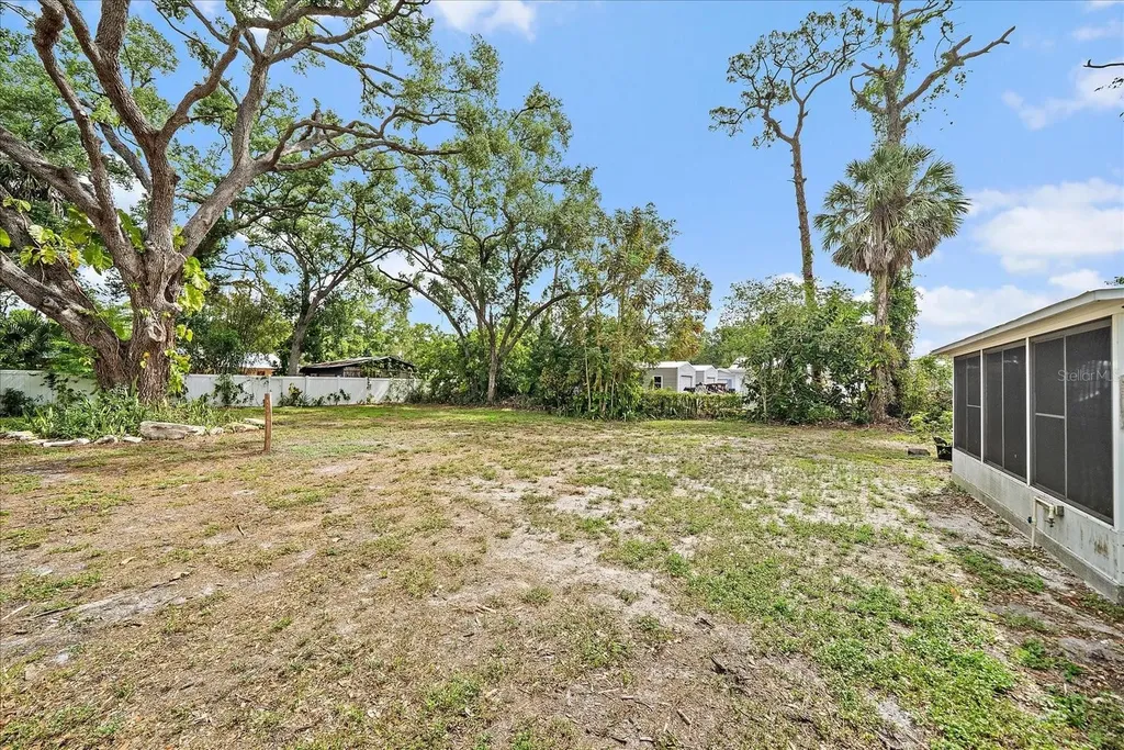 2503 53rd Avenue W Bradenton FL 34207